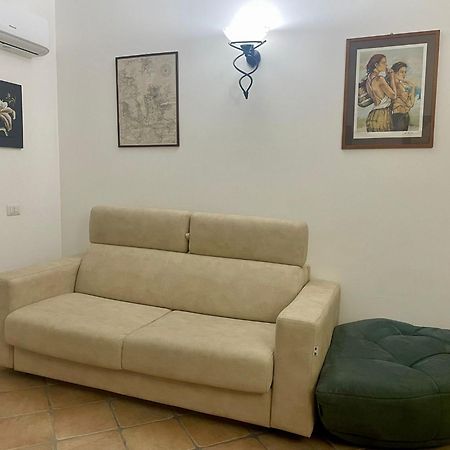 Looney Tunes Home Olbia Exterior photo